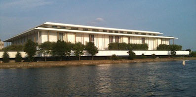 imo/media/image/Kennedy_Center_seen_from_the_Potomac_River,_June_2010.jpg