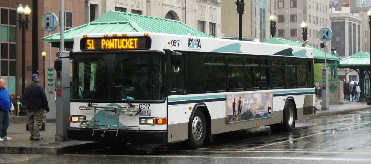 Reed Delivers $1.5 Million to RIPTA for New Electric Buses