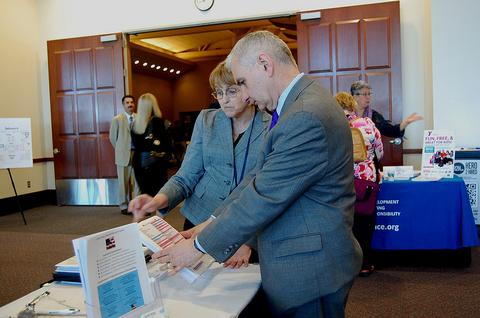 Reed Discusses Veteran Employment Opportunities