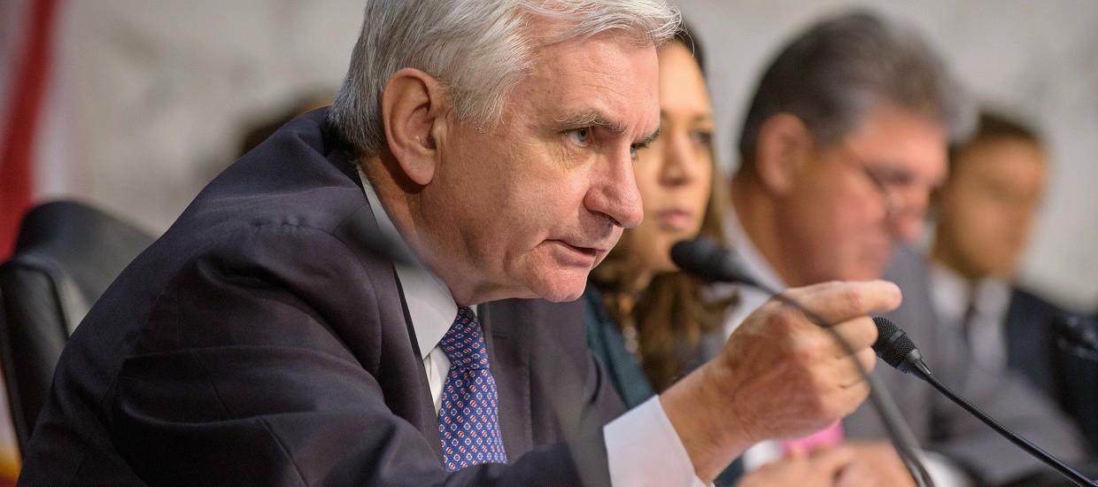  Reed Opposes Trump’s Plan to Ban Most Transgender Troops from Military Service