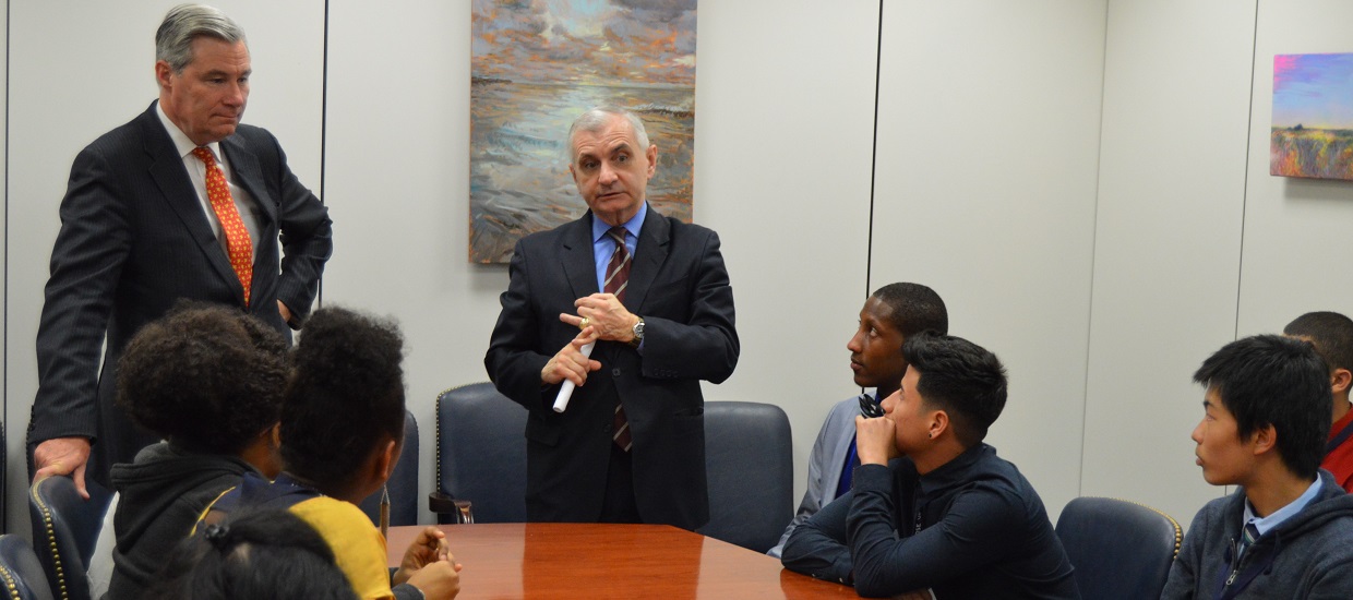 Reed’s Plan to Improve Public Schools Gains Momentum